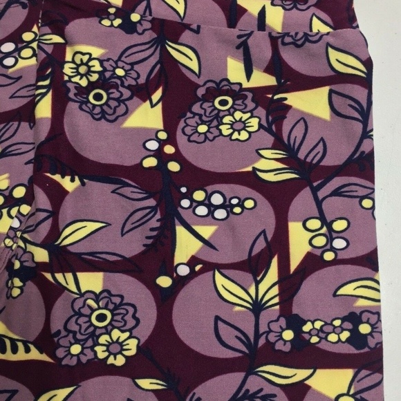 LuLaRoe Leggings One Size Purple - Picture 2 of 3